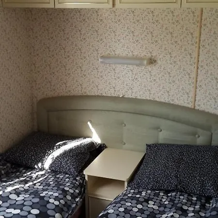 Сasa de vacaciones Domek Różany Nowecin